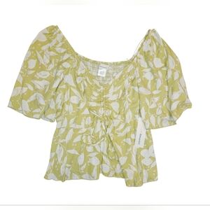 Nwt Urban Romantics Tropical Floral Flowy Top Pistachio M